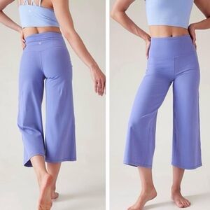 ATHLETA Elation Wide Crop Pants‎ Yoga Leggings size XS